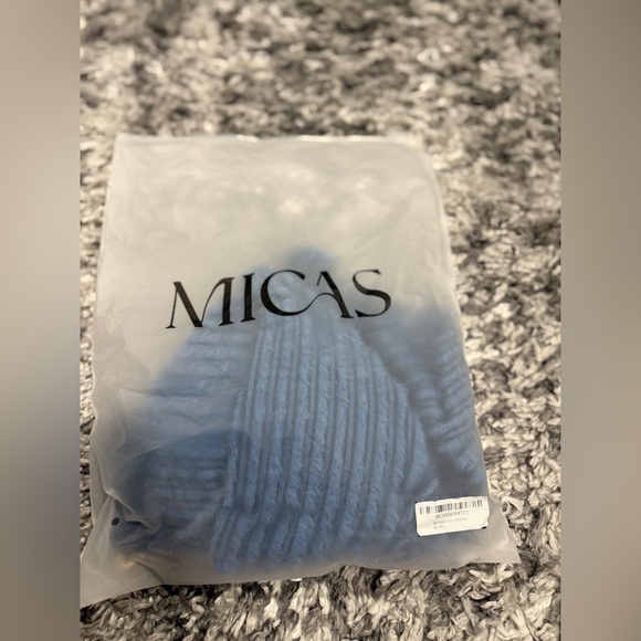 NWT Micas Clothing Reseller Bundle - Picture 9 of 16